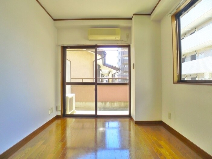 物件内観写真6　(居室)