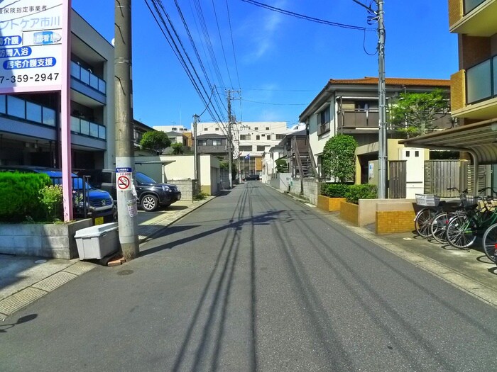 物件外観写真3　(周辺環境)