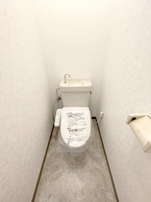 物件内観写真13　(トイレ)