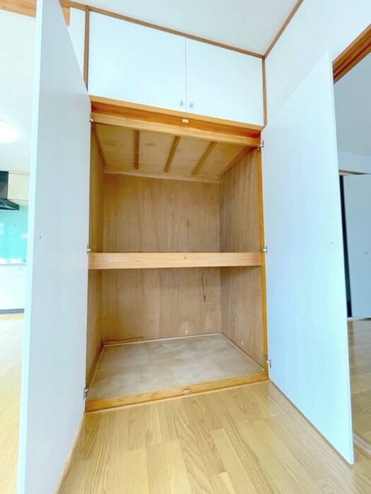 物件内観写真17　(収納)