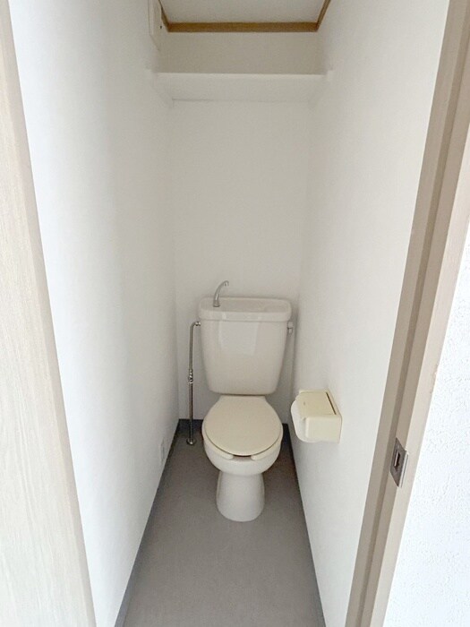 物件内観写真15　(トイレ)