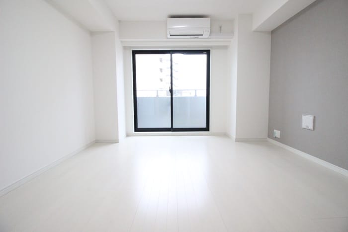 エスタート両国の居室