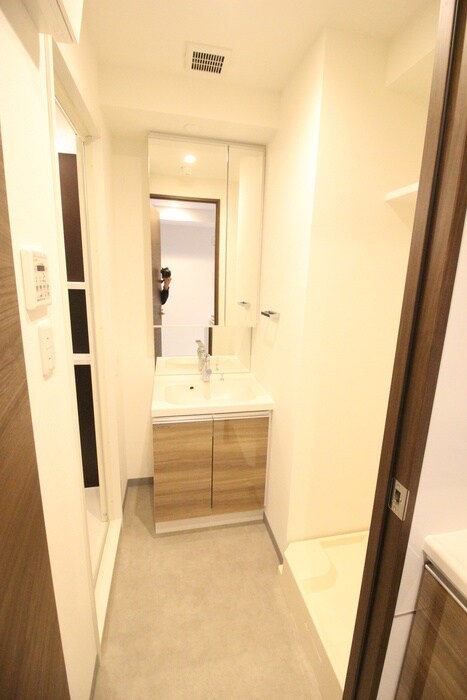 物件内観写真11　(洗面)