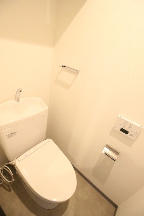 物件内観写真12　(トイレ)