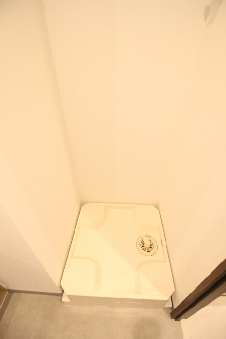 物件内観写真17　(洗濯機置場)