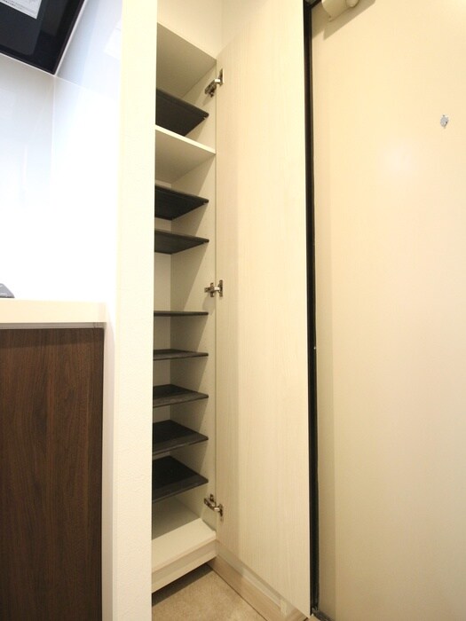 物件内観写真13　(靴箱)