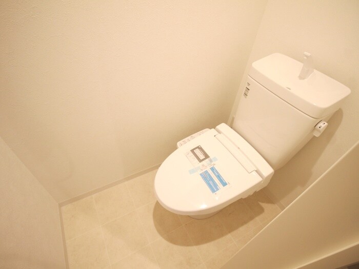 物件内観写真13　(トイレ)