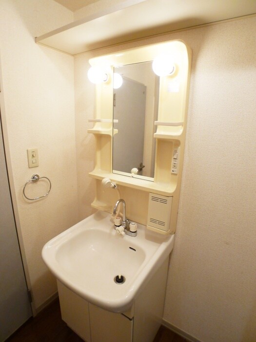 物件内観写真11　(洗面)