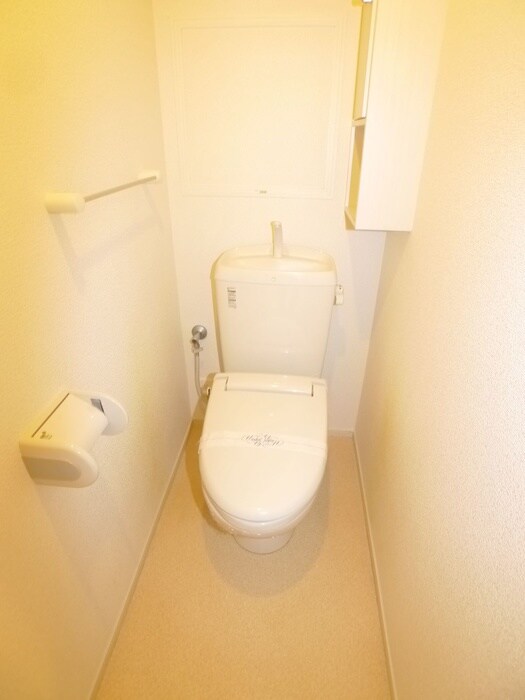 物件内観写真16　(トイレ)