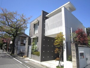 アカデミア外観写真