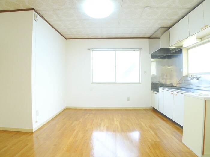 物件内観写真8　(居室)