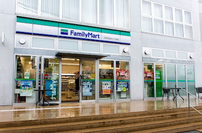 ファミリーマート 文京目白台三丁目店