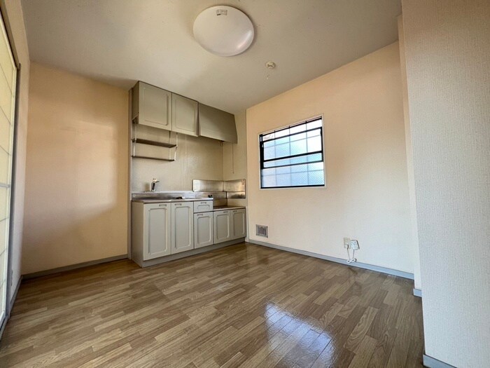 物件内観写真7　(居室)