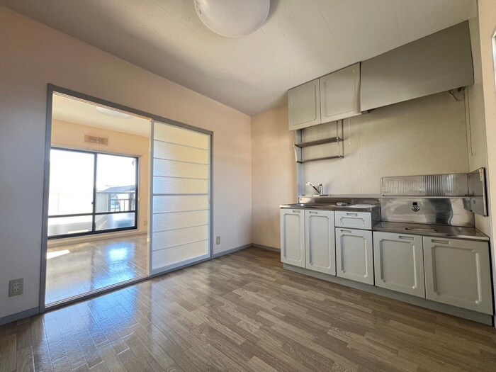 物件内観写真10　(居室)