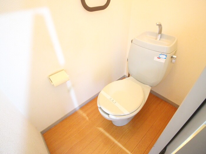 物件内観写真13　(トイレ)