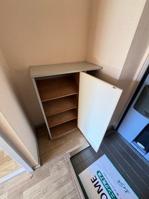 物件内観写真15　(靴箱)