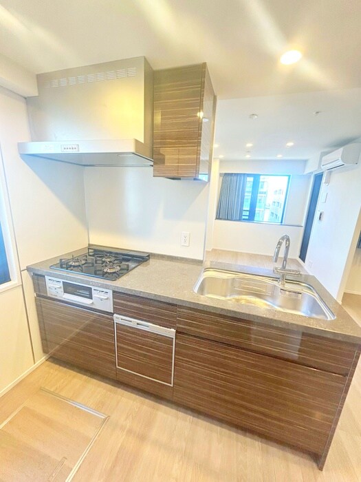 ﾘﾋﾞｵﾚｿﾞﾝ月島ｽﾃｰｼｮﾝﾌﾟﾚﾐｱのキッチン