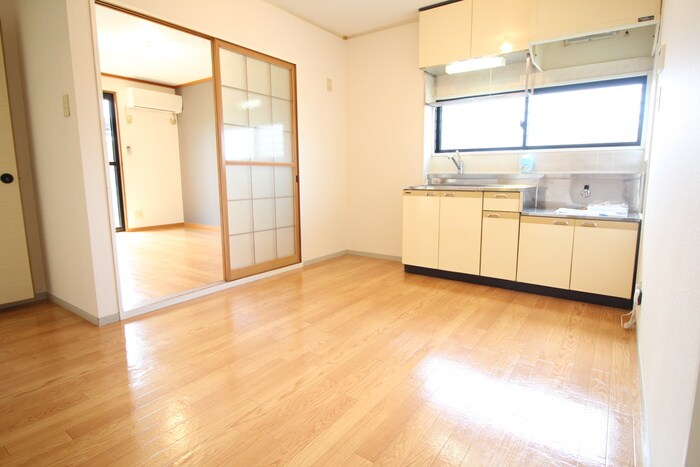 物件内観写真4　(キッチン)