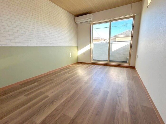 物件内観写真8　(居室)