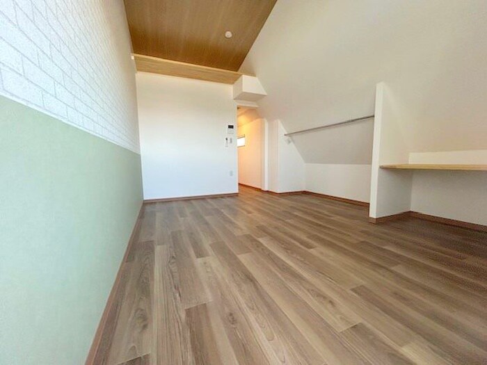 物件内観写真8　(居室)