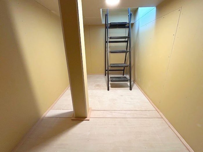 物件内観写真16　(収納)