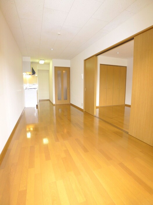 物件内観写真5　(居室)