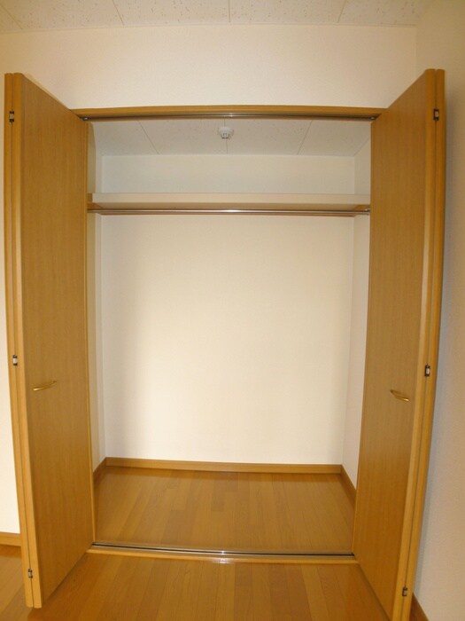 物件内観写真7　(収納)