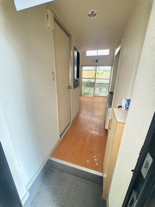 物件内観写真21　(廊下)