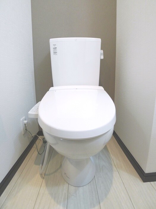 物件内観写真12　(トイレ)