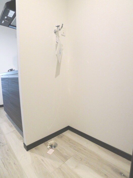 物件内観写真13　(洗濯機置場)