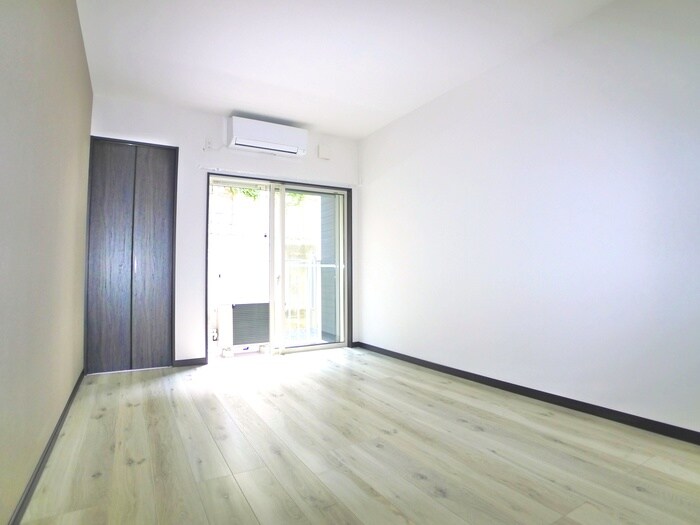 物件内観写真21　(居室)