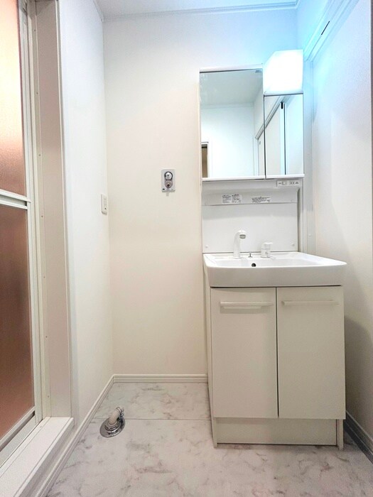 物件内観写真15　(洗濯機置場)