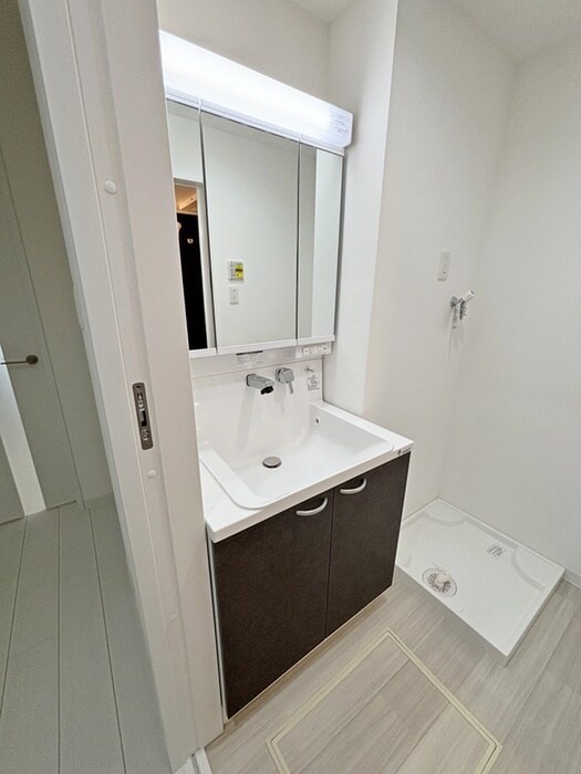 物件内観写真9　(洗濯機置場)