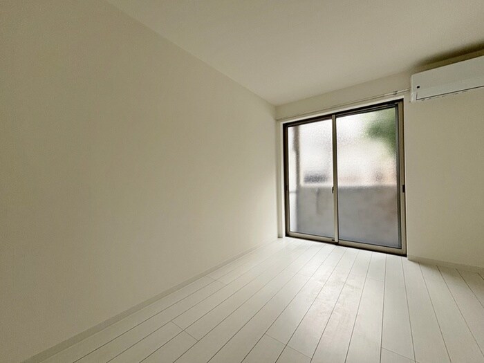 物件内観写真12　(居室)