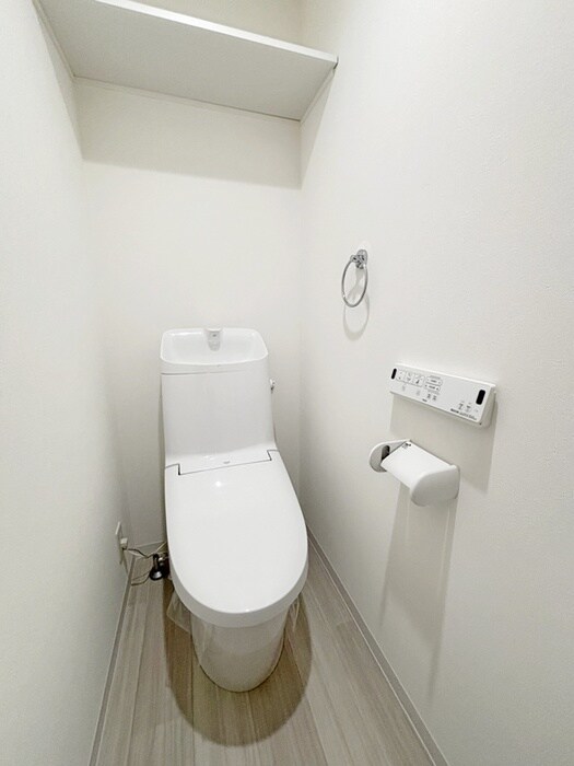 物件内観写真14　(トイレ)