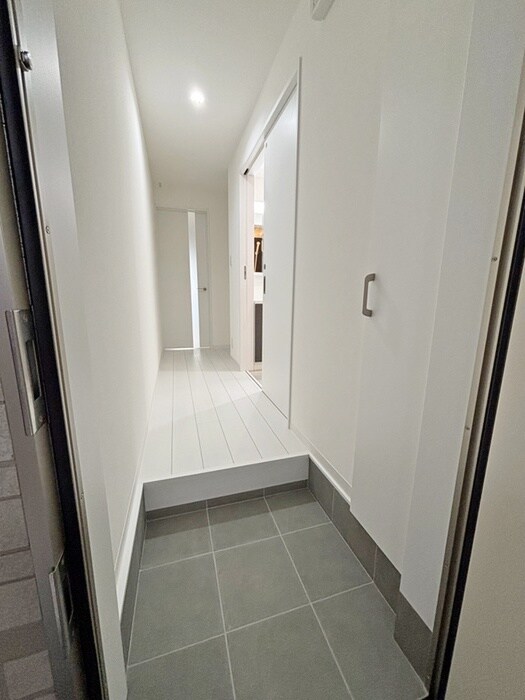 物件内観写真20　(廊下)