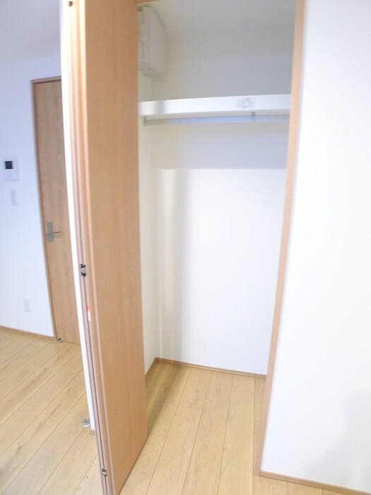 物件内観写真8　(収納)