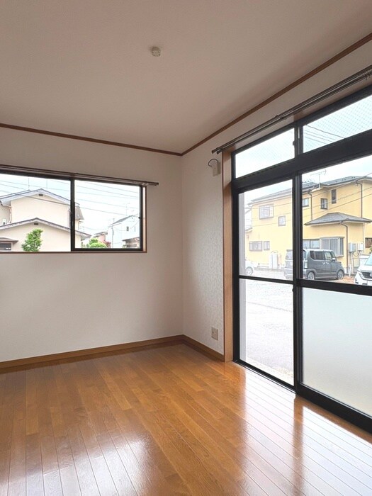 物件内観写真4　(居室)