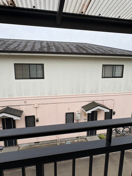 物件内観写真13　(室内からの展望)