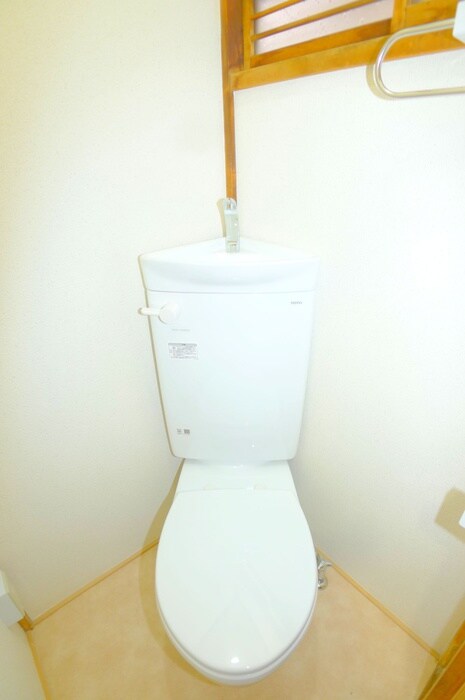 物件内観写真14　(トイレ)