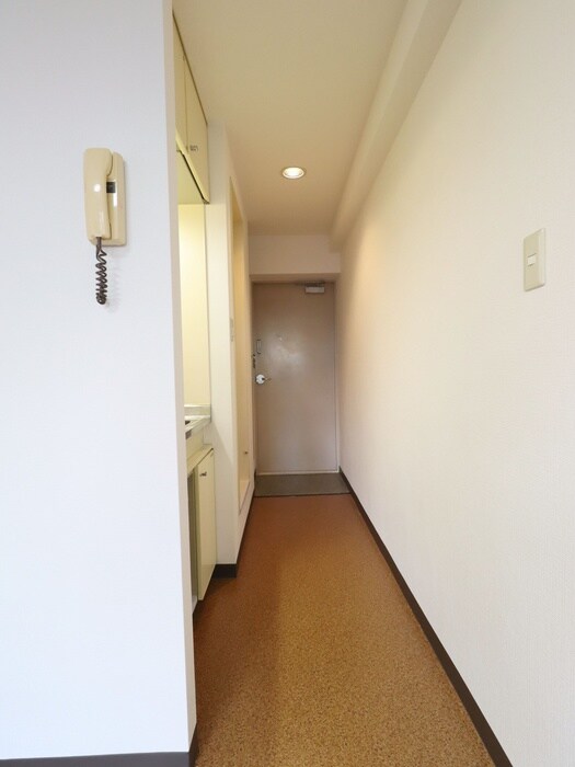 物件内観写真20　(廊下)