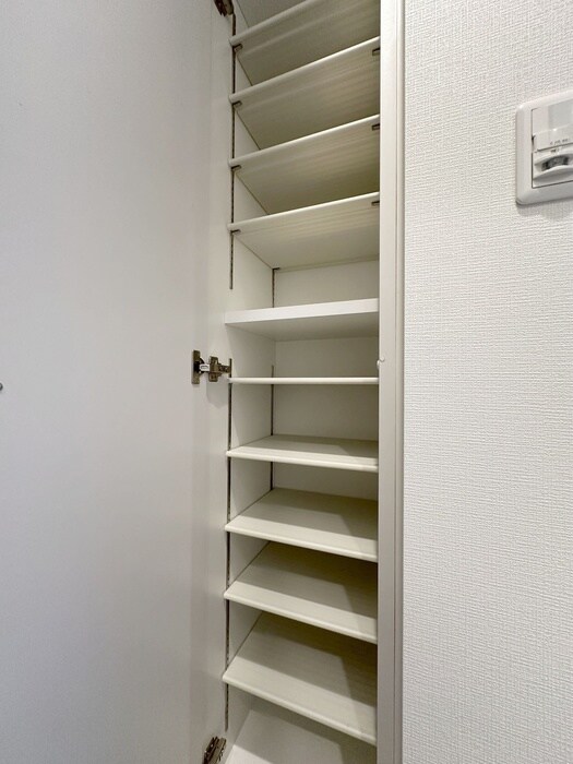 物件内観写真19　(靴箱)