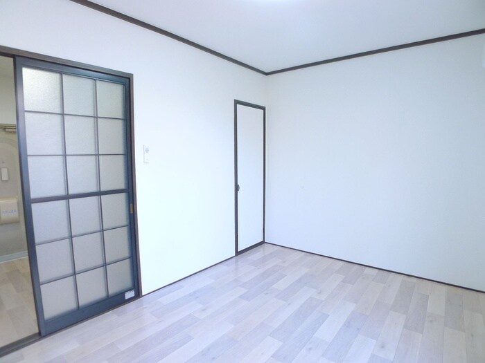 物件内観写真6　(内観写真)