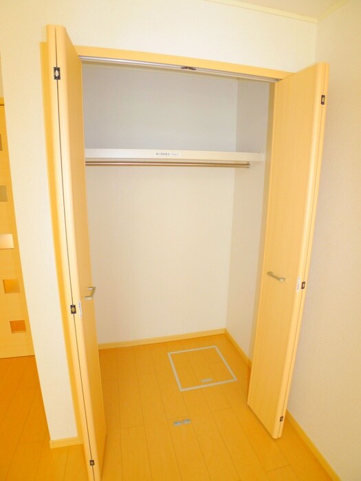 物件内観写真10　(収納)