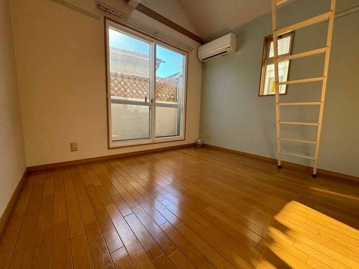 物件内観写真7　(居室)