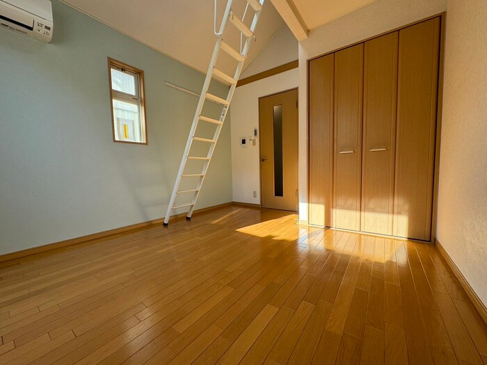 物件内観写真8　(居室)