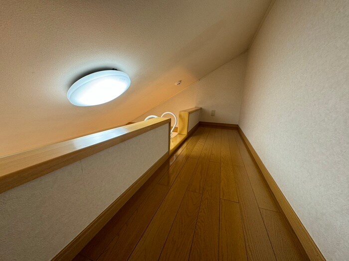 物件内観写真10　(ロフト)