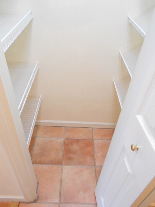 物件内観写真14　(収納)