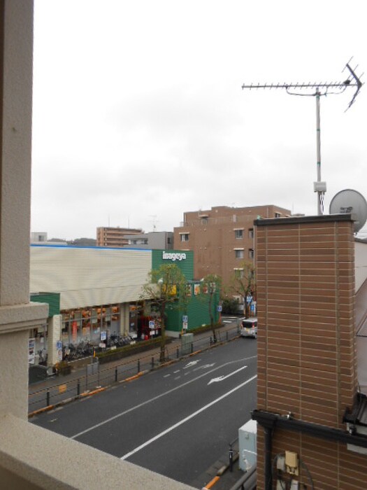 物件内観写真22　(室内からの展望)