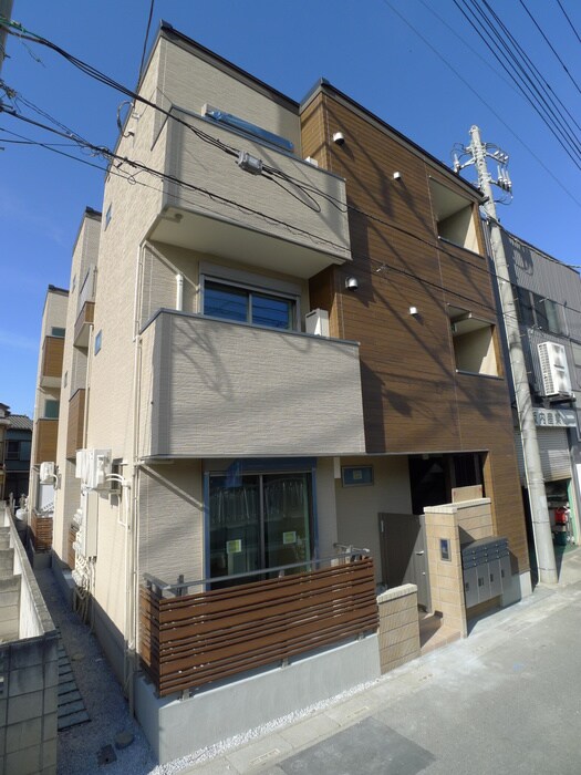 物件外観写真1　(外観写真)